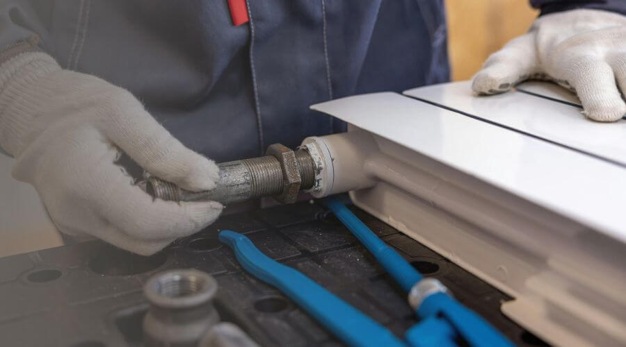 Burst Pipe Repair in Bishop Hill, IL